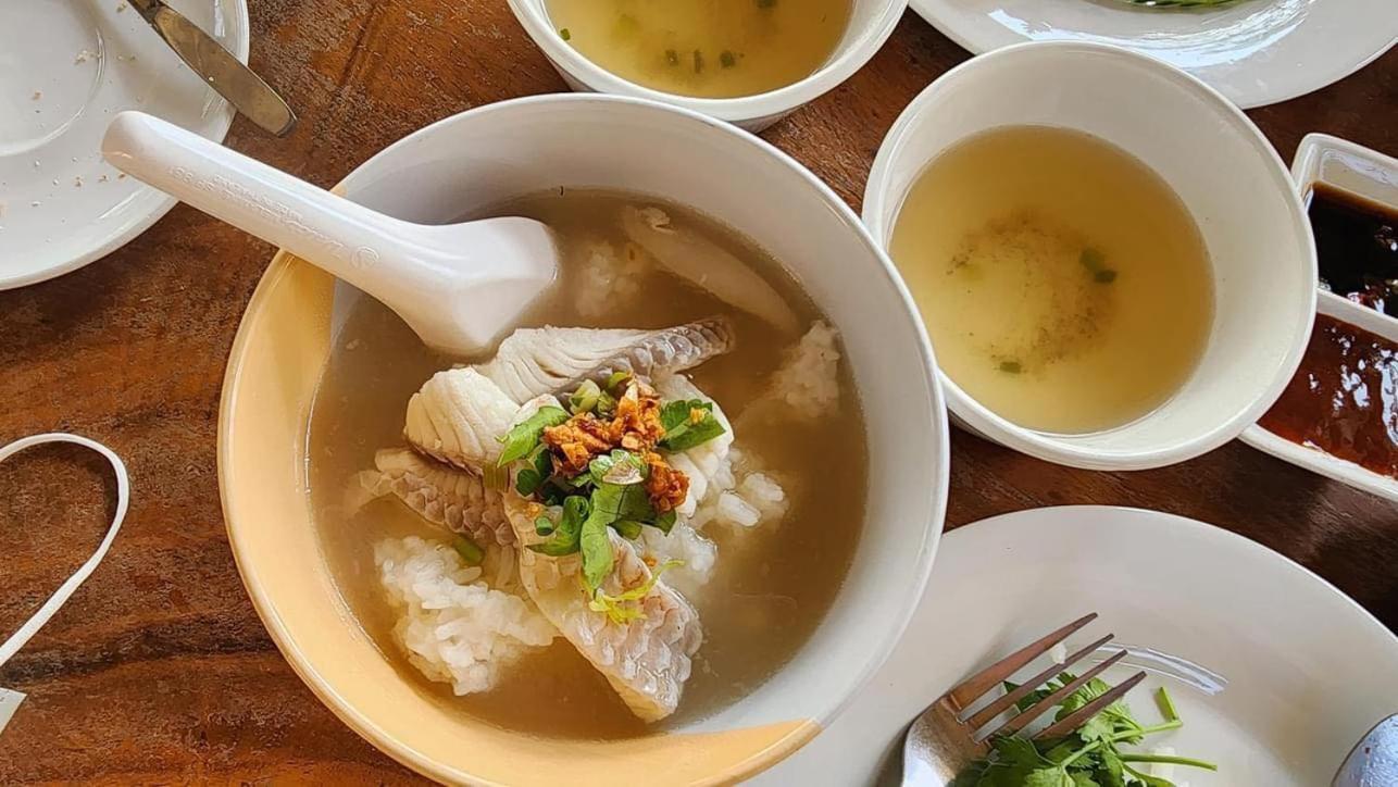 บ้านต้นไม้โฮมสเตย์อุทัยธานี Kültér fotó
